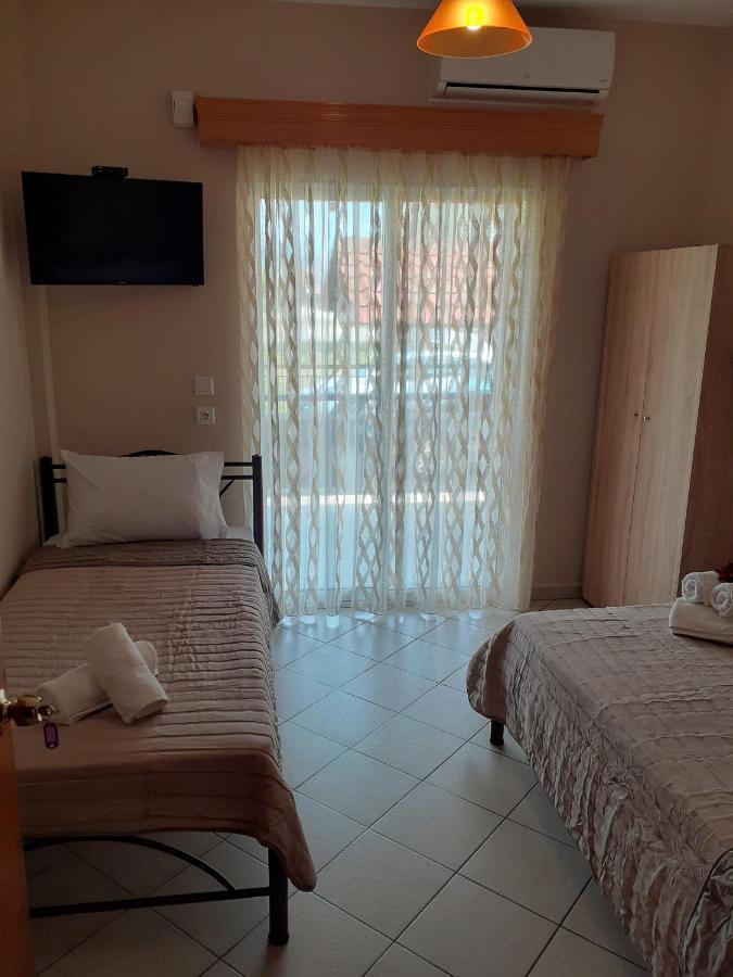 Chrysafis Apartments Vrasná Kültér fotó
