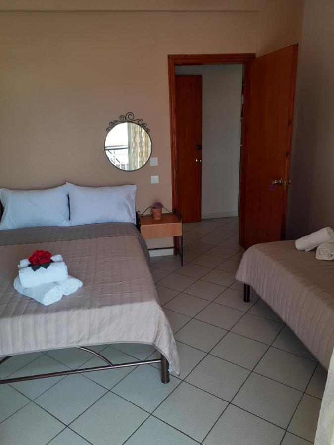 Chrysafis Apartments Vrasná Kültér fotó