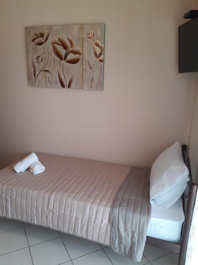 Chrysafis Apartments Vrasná Kültér fotó