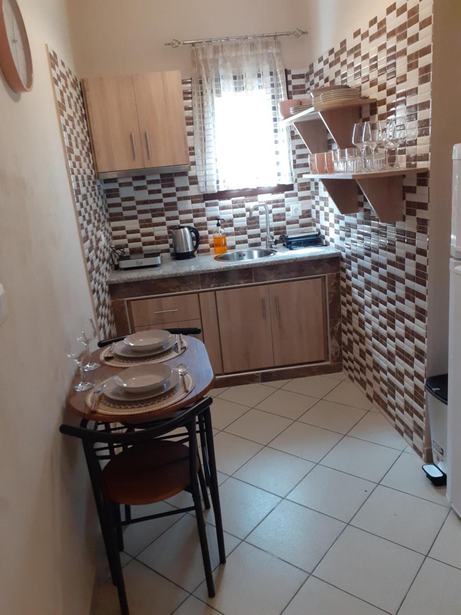 Chrysafis Apartments Vrasná Szoba fotó